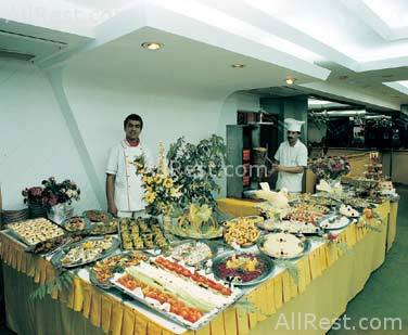 Alp Hotel 8